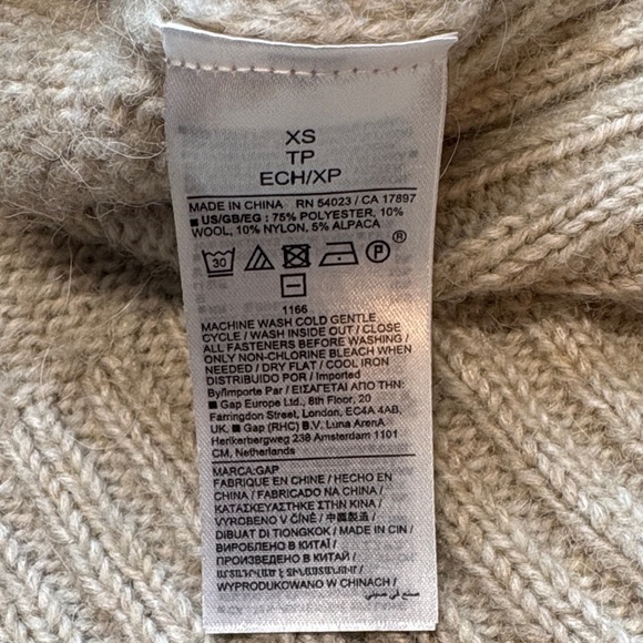 GAP Oversized Blanket Boyfriend Wool Blend Cardigan, XS - Picture 3 of 8